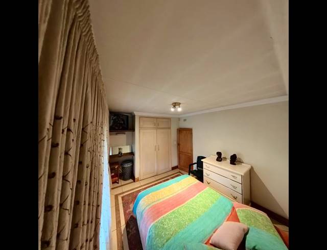 4 BEDROOM HOUSE FOR SALE IN NORKEM PARK